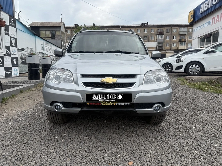 Chevrolet Niva, 2015г., полный привод, механика