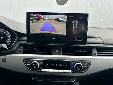 Audi A4, 2021г, передний привод, робот