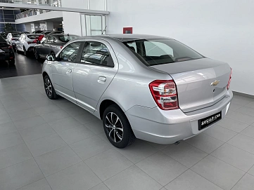 Chevrolet Cobalt, 2013г, передний привод, механика