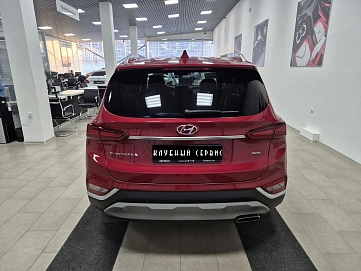 Hyundai Santa Fe, 2018г, полный привод, автомат