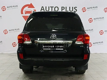 Toyota Land Cruiser, 2014г, полный привод, автомат