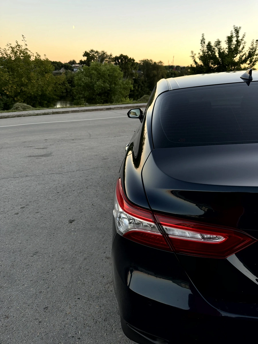 Toyota Camry, 2018г., передний привод, автомат