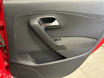 Volkswagen Polo, 2009г, передний привод, механика