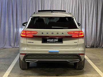 Skoda Kodiaq, 2025г, полный привод, робот
