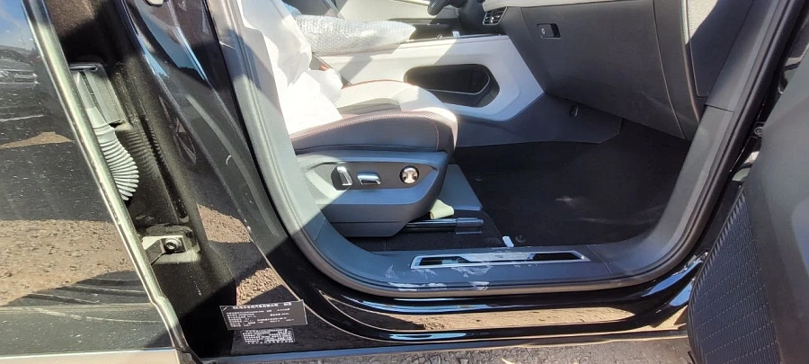 Volkswagen Teramont, 2026г., полный привод, робот