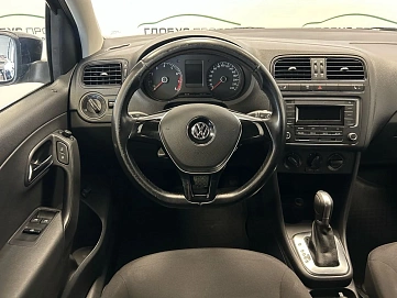 Volkswagen Polo, 2015г, передний привод, автомат