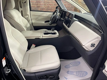 Lexus LM, 2024г, полный привод, вариатор