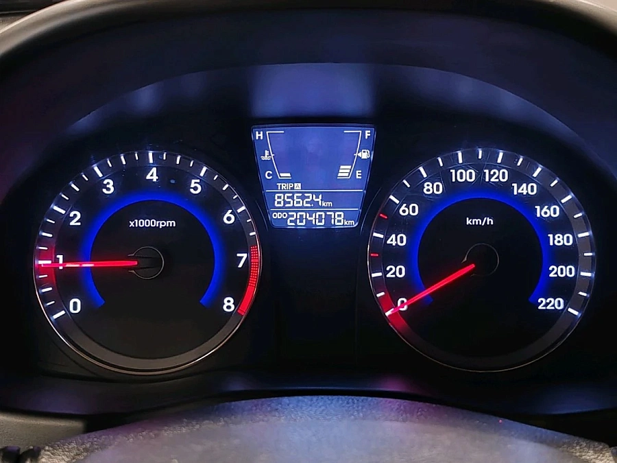 Hyundai Solaris, 2011г., передний привод, механика