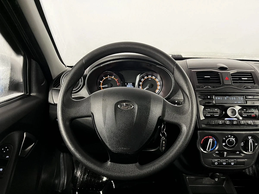 Lada (ВАЗ) Granta, 2020г., передний привод, механика