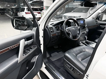 Toyota Land Cruiser, 2018г, полный привод, автомат