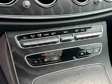 Mercedes-Benz E-Класс, 2021г, полный привод, автомат