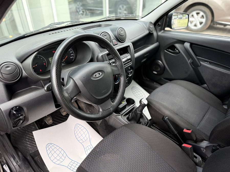 Lada (ВАЗ) Granta, 2012г., передний привод, механика