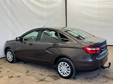 Lada (ВАЗ) Vesta, 2019г, передний привод, механика