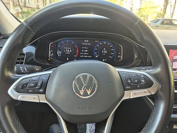 Volkswagen Polo, 2022г., передний привод, автомат