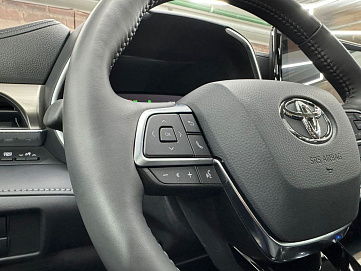 Toyota Highlander, 2025г, полный привод, автомат