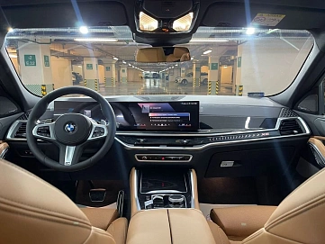 BMW X6, 2024г, полный привод, автомат