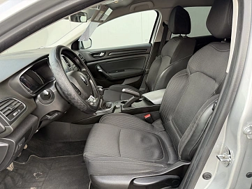 Renault Megane, 2019г, передний привод, механика