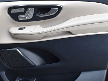 Mercedes-Benz V-Класс, 2018г., полный привод, автомат