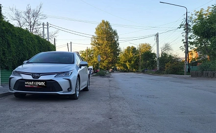 Toyota Corolla, 2021г, передний привод, вариатор