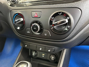 Hyundai Solaris, 2020г, передний привод, автомат