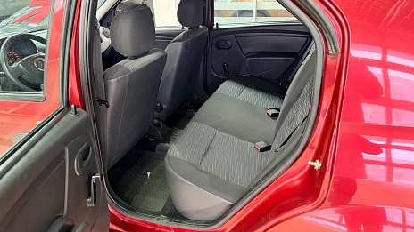 Renault Logan, 2011г, передний привод, механика