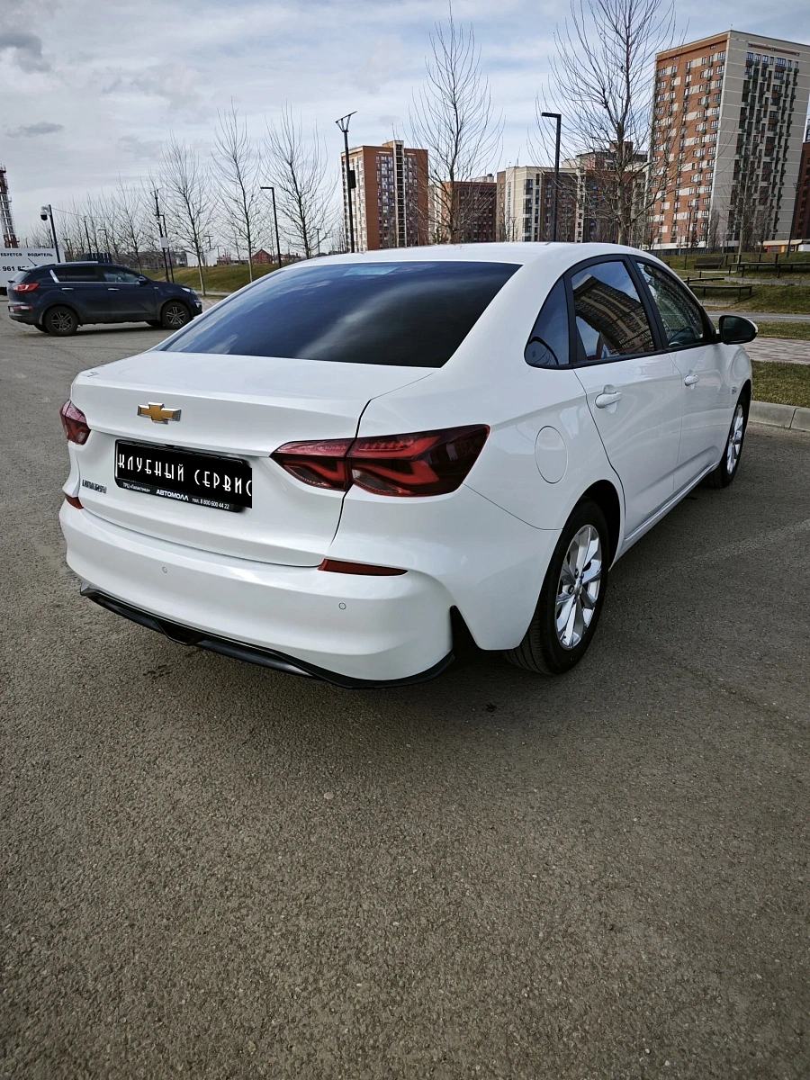 Chevrolet Monza, 2024г., передний привод, робот