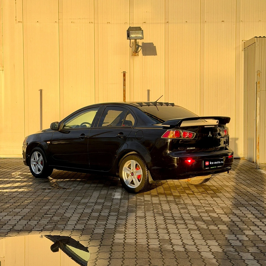 Mitsubishi Lancer, 2010г., передний привод, автомат