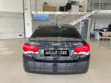 Chevrolet Cruze, 2011г, передний привод, механика