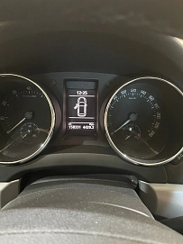 Skoda Yeti, 2013г, передний привод, робот