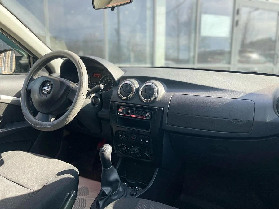 Nissan Almera, 2017г., передний привод, механика