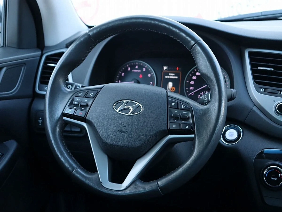 Hyundai Tucson, 2018г., передний привод, автомат