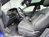 Volkswagen Golf, 2021г., передний привод, робот