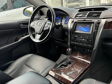Toyota Camry, 2015г, передний привод, автомат