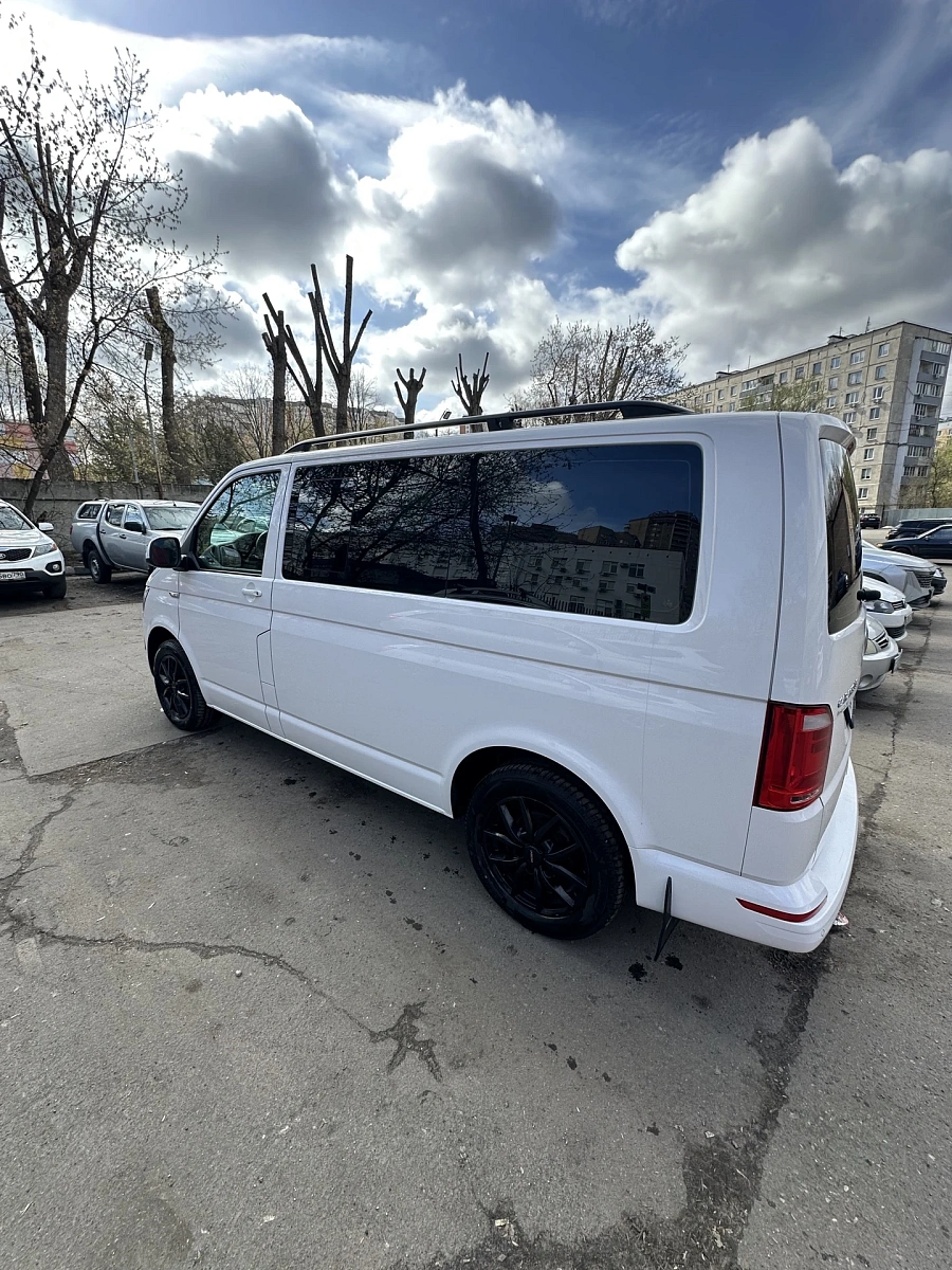 Volkswagen Caravelle, 2017г., передний привод, робот