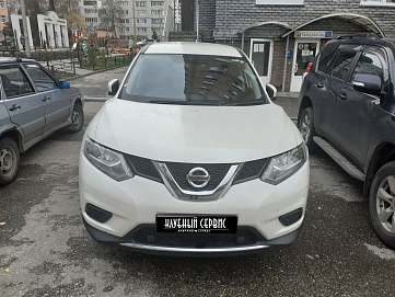 Nissan X-Trail, 2015г, передний привод, вариатор