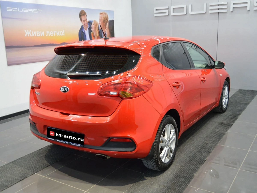 Kia Ceed, 2013г., передний привод, автомат