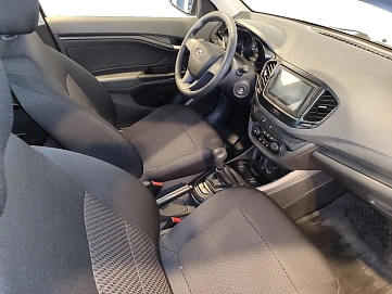 Lada (ВАЗ) Vesta, 2018г, передний привод, механика