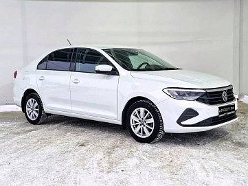 Volkswagen Polo, 2020г, передний привод, механика