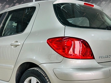 Peugeot 307, 2006г, передний привод, автомат