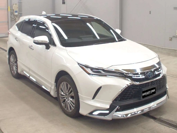 Toyota Harrier, 2022г., полный привод, вариатор