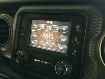 Jeep Wrangler, 2019г, полный привод, автомат