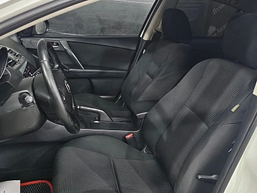 Mazda 3, 2012г, передний привод, автомат