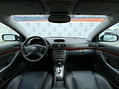 Toyota Avensis, 2005г., передний привод, автомат