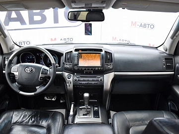 Toyota Land Cruiser, 2011г, полный привод, автомат