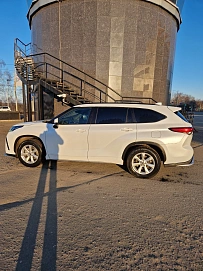 Toyota Crown Kluger, 2021г, полный привод, автомат