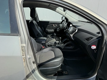 Hyundai ix35, 2010г, полный привод, механика