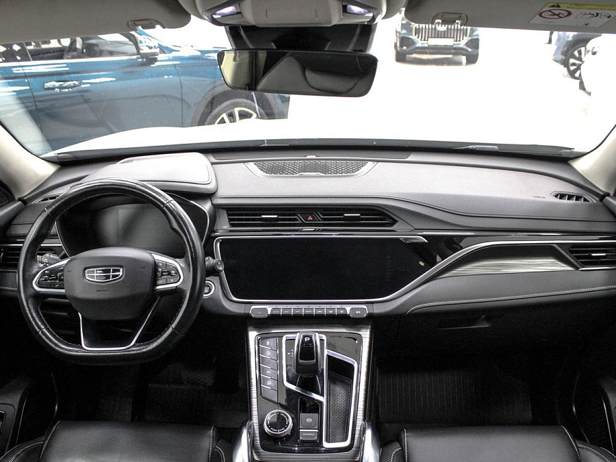 Geely Atlas Pro, 2022г., полный привод, робот