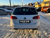 Volkswagen Golf, 2019г., передний привод, механика