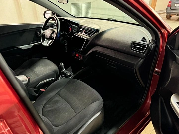 Kia Rio, 2012г, передний привод, автомат