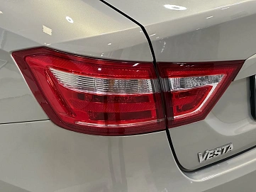 Lada (ВАЗ) Vesta, 2020г, передний привод, механика